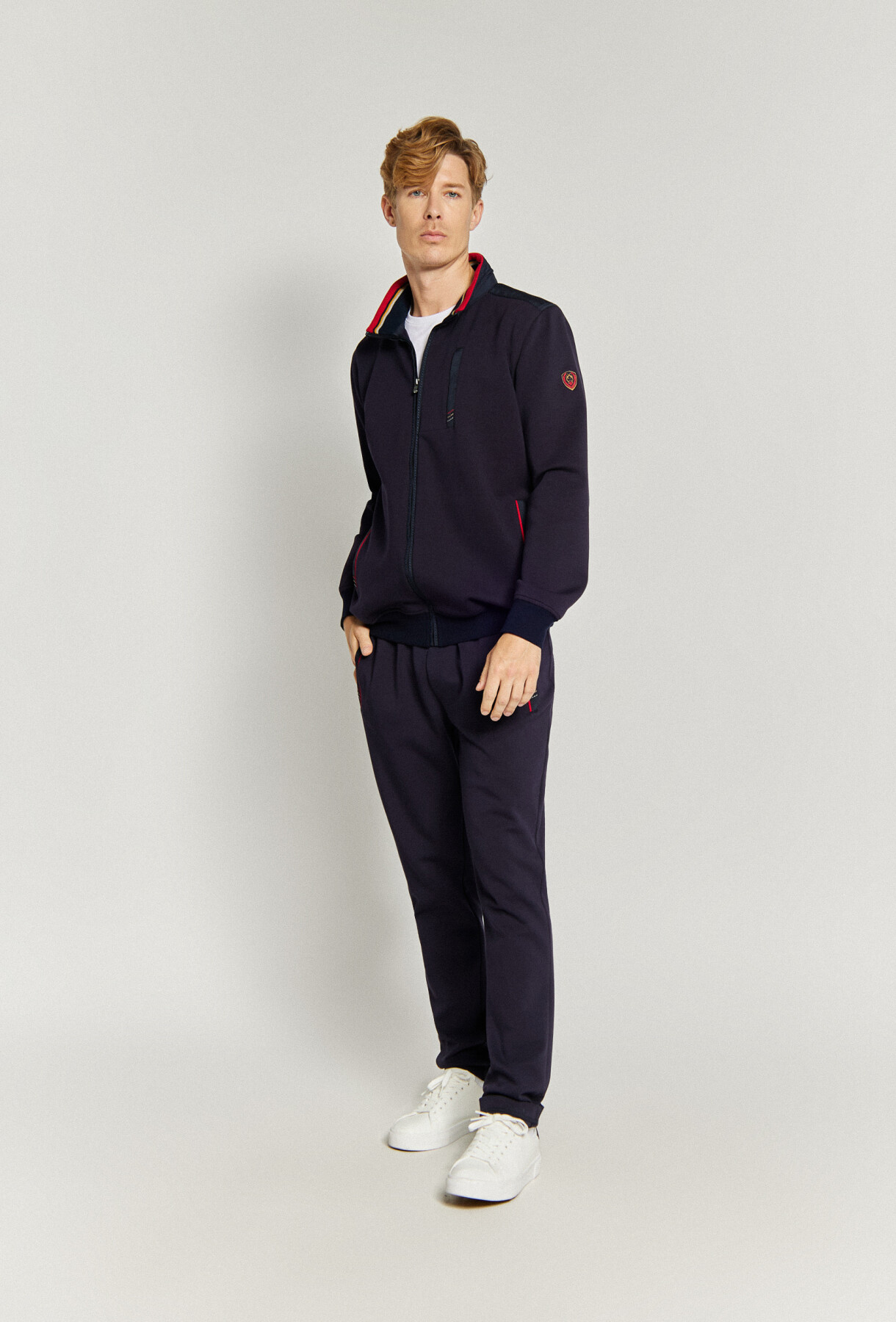 Tommy Sweatjacket - 1